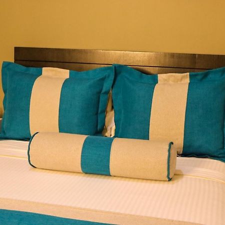 Hotel Medellin Gold Bagian luar foto