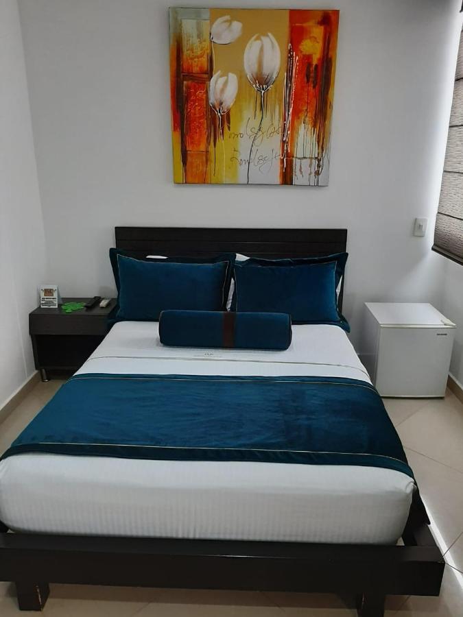 Hotel Medellin Gold Bagian luar foto