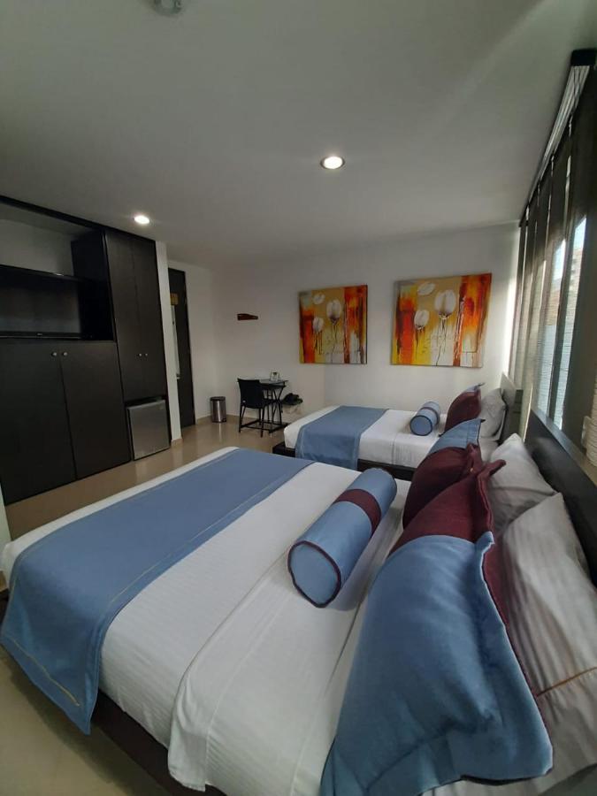 Hotel Medellin Gold Bagian luar foto