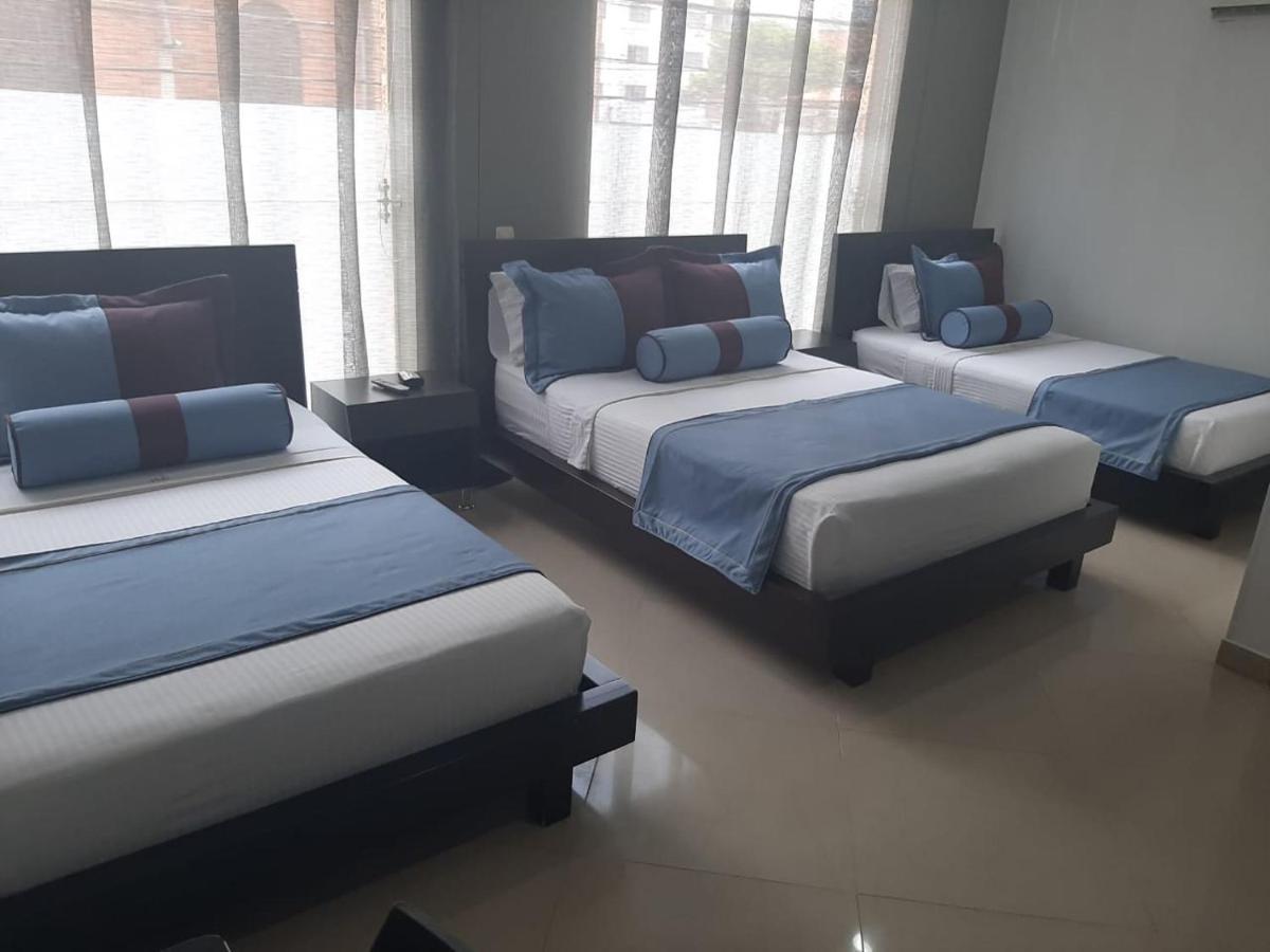 Hotel Medellin Gold Bagian luar foto