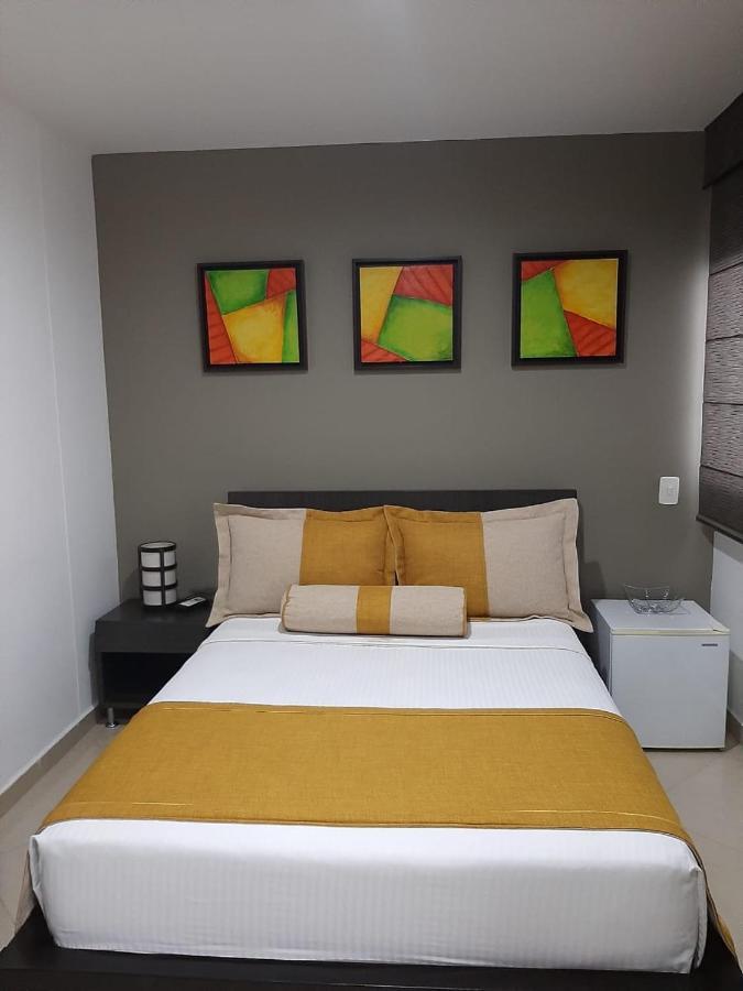 Hotel Medellin Gold Bagian luar foto