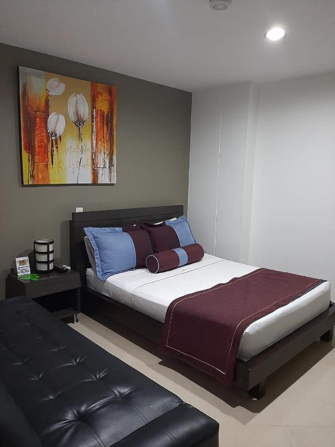 Hotel Medellin Gold Bagian luar foto