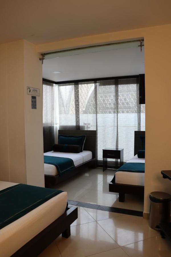Hotel Medellin Gold Bagian luar foto