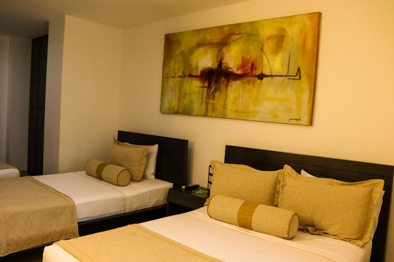Hotel Medellin Gold Bagian luar foto