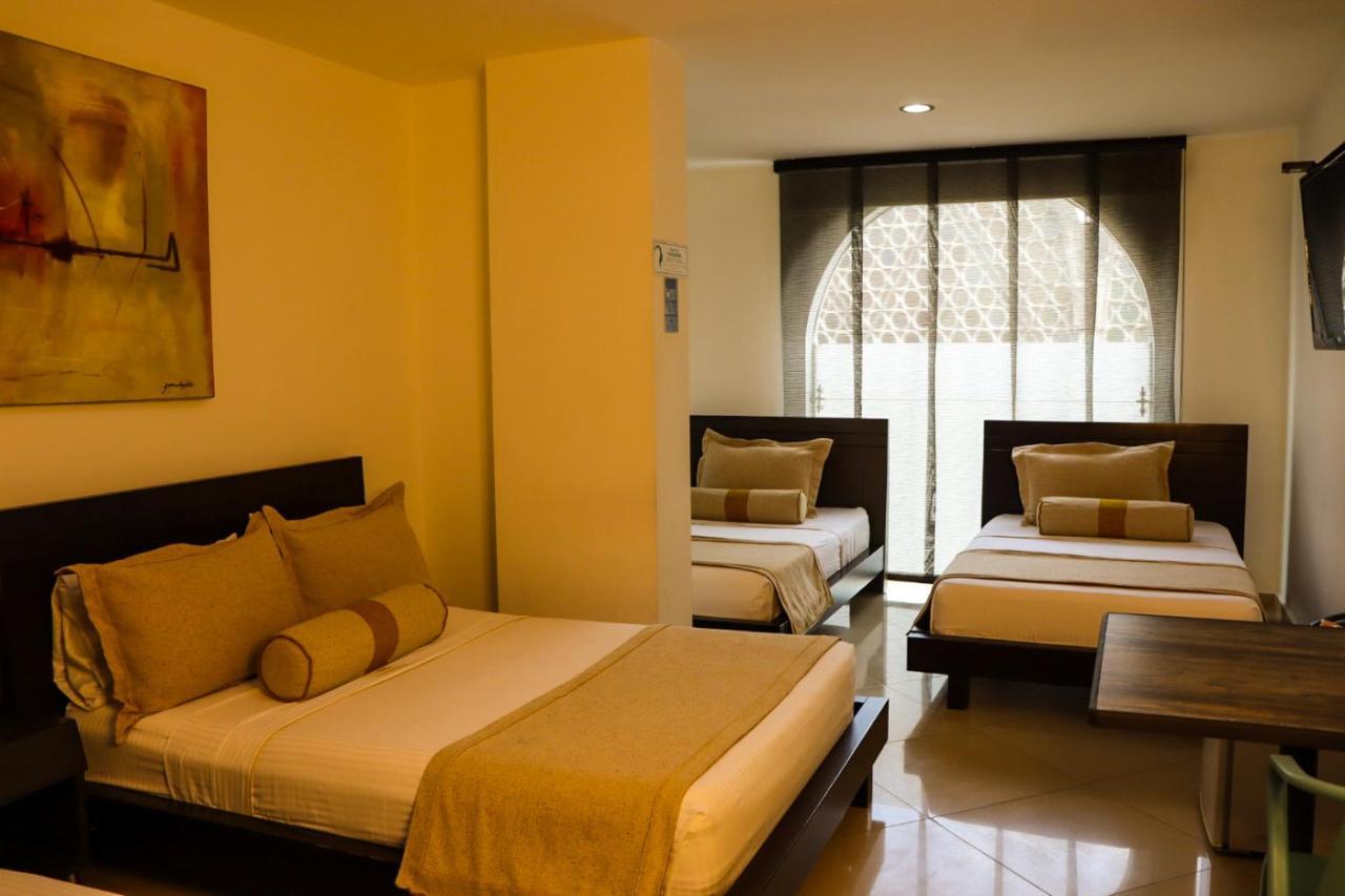 Hotel Medellin Gold Bagian luar foto